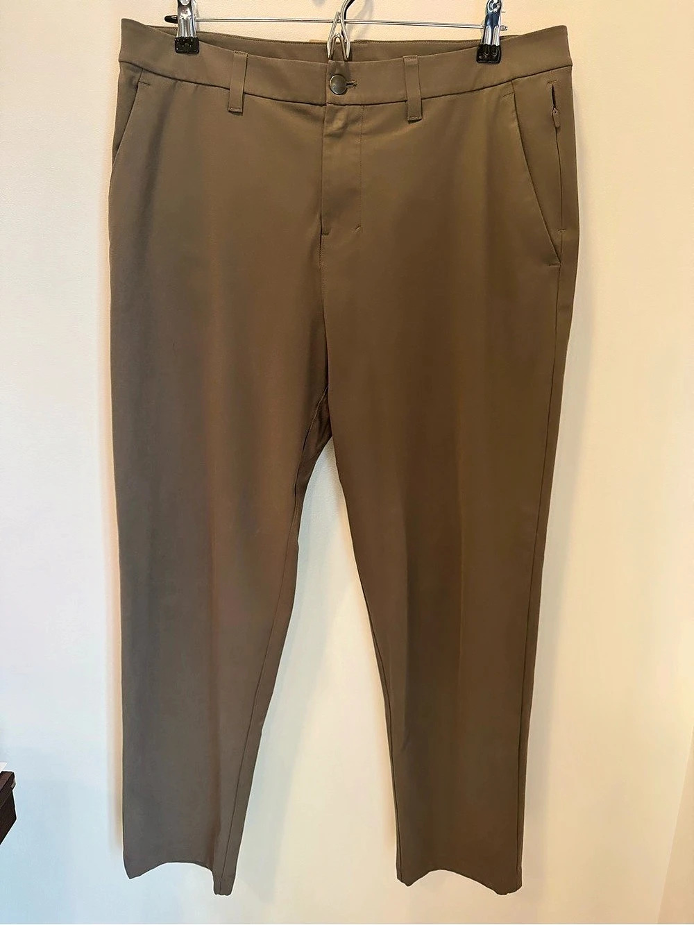 Lululemon Commission Pant Slim *Warpstreme Men's Brown Chino Pants 32x32